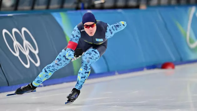 Казахстанский конькобежец показал лучший результат на топовом турнире