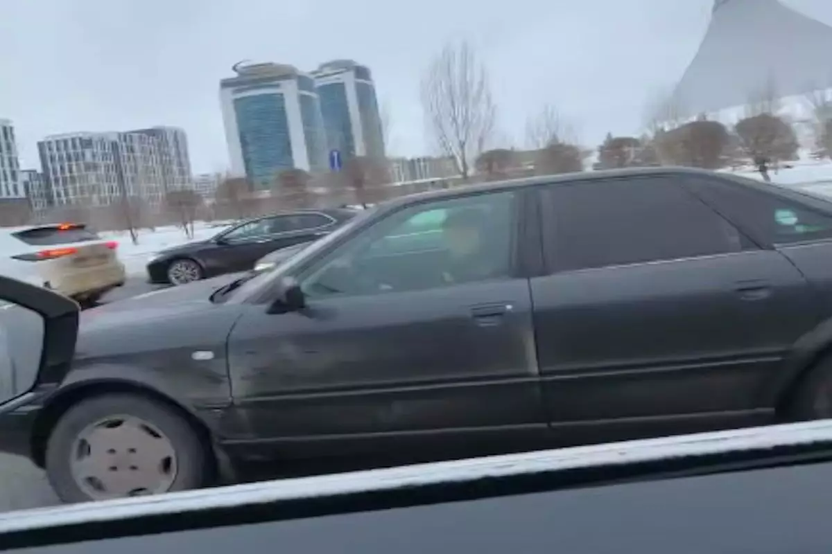 После видео об «автоподставе» в Астане на журналиста составили три протокола