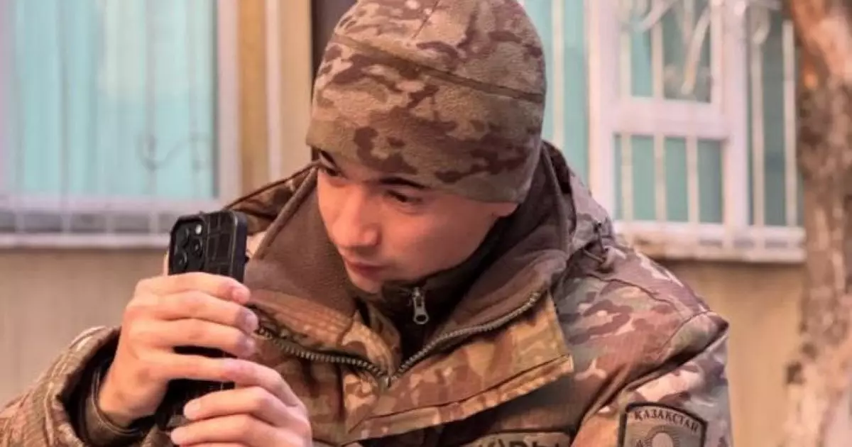   Ұлттық ұланның сарбазы мобилографияны дамытуға үлес қосып жүр   