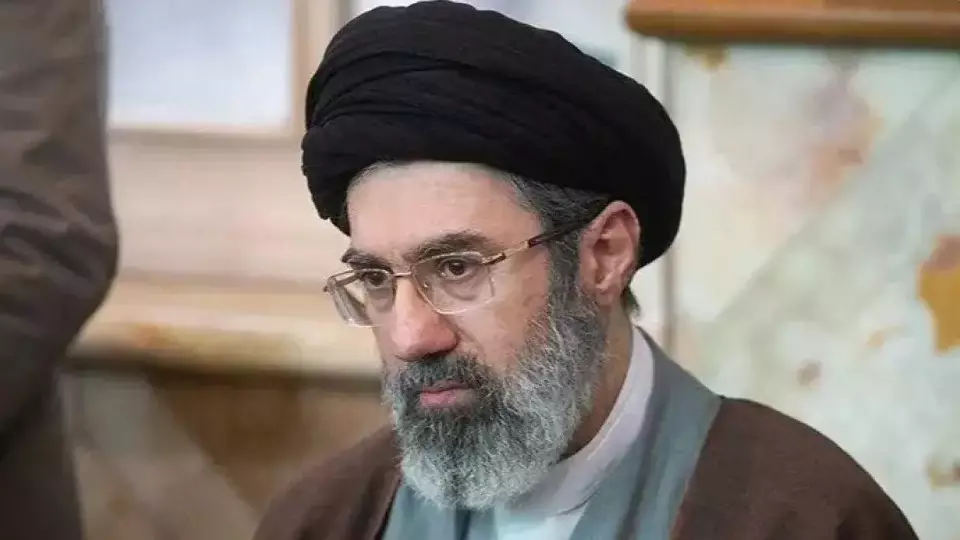 Новый верховный лидер Ирана Моджтаба Хаменеи получил травмы во время ударов США и Израиля - СМИ