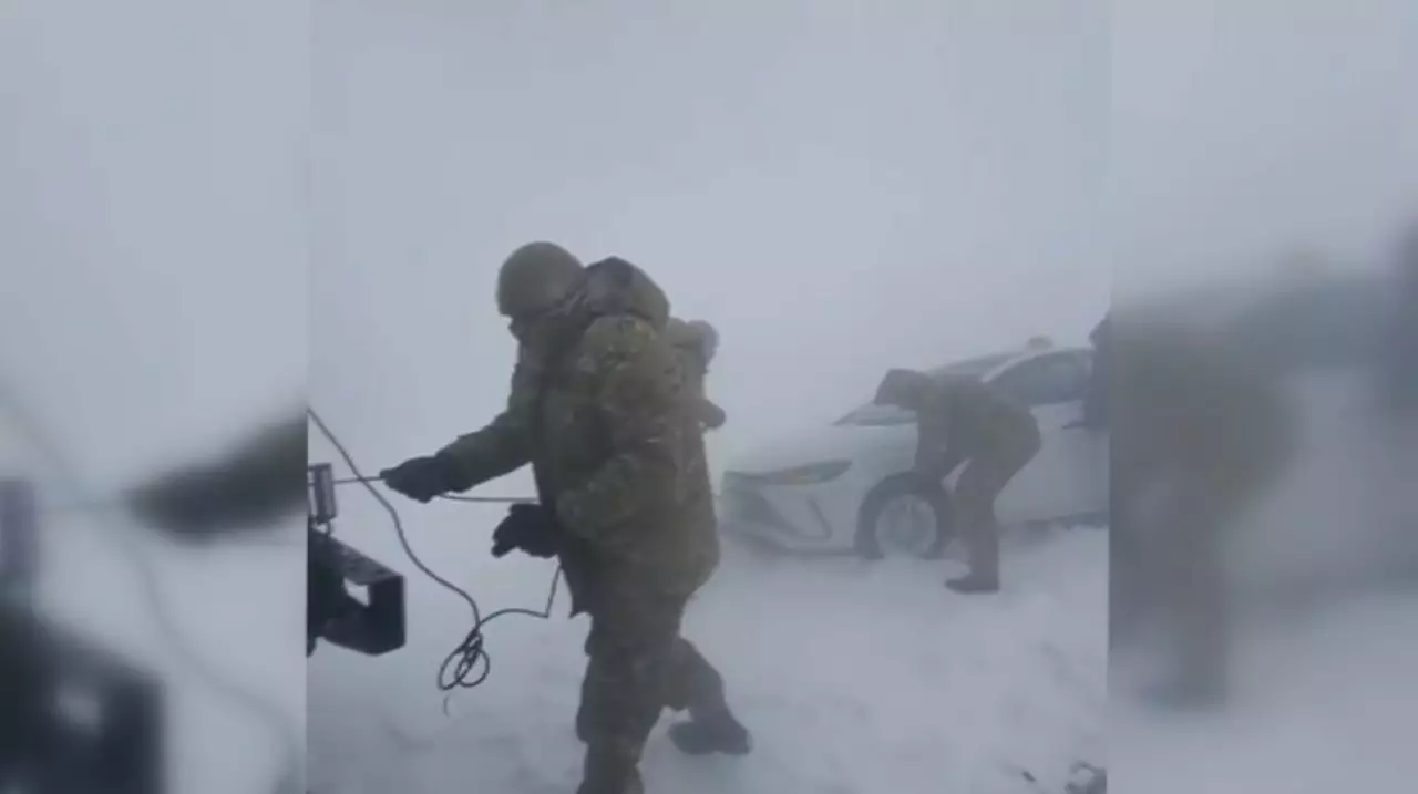 58 человек спасли из снежного плена в СКО