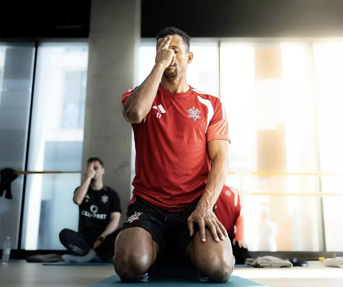 “Ақша тауып алудың соңғы мүмкіндігі” – Нанидің “Ақтөбеге” келуінің себебі неде?