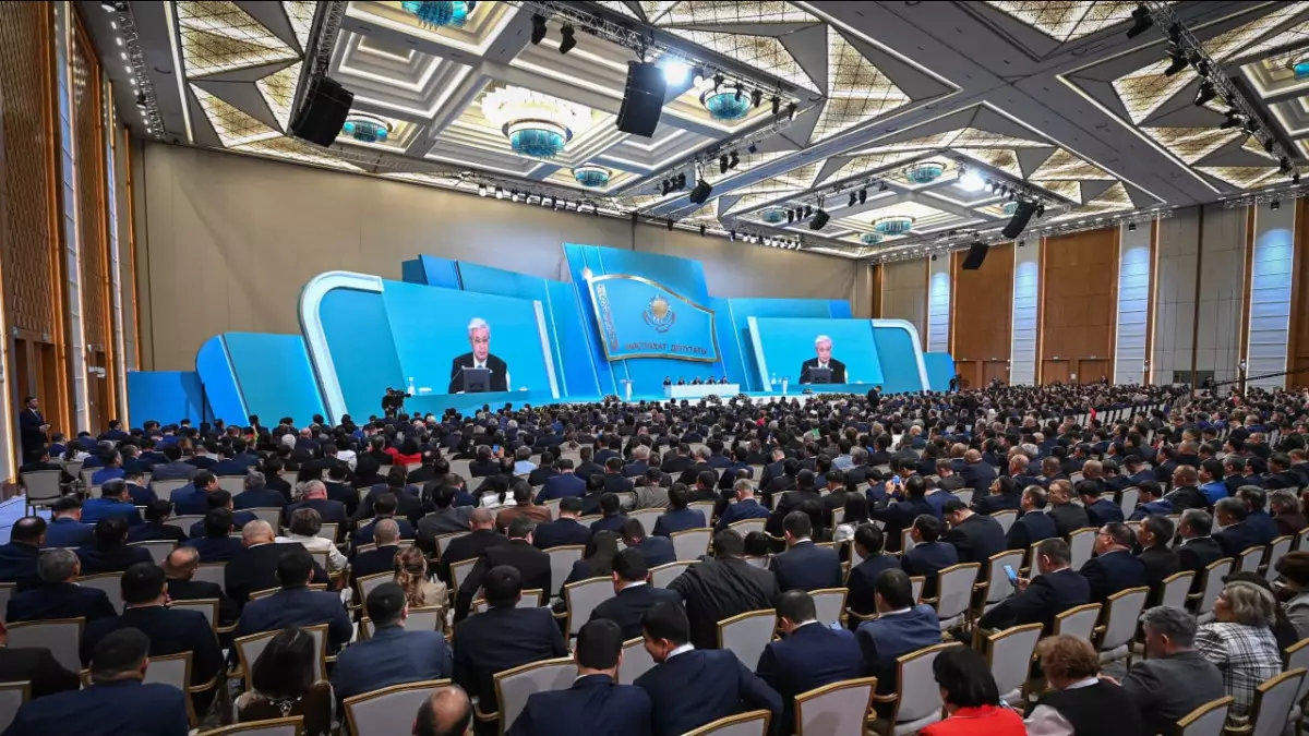 Токаев обратился к молодежи Казахстана