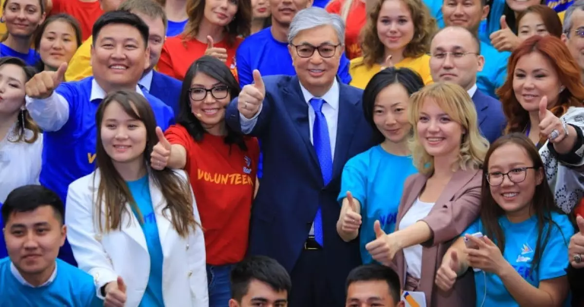  «Бұл – нағыз тарихи сәт»: Мемлекет басшысы жастарды референдумға белсене қатысуға шақырды 