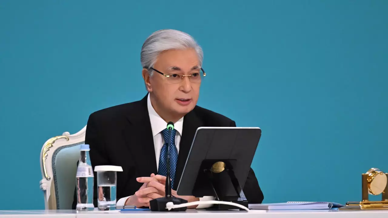 "Жұрттың бәрі дүниежүзілік соғыс табалдырығында тұр" - Мемлекет басшысы