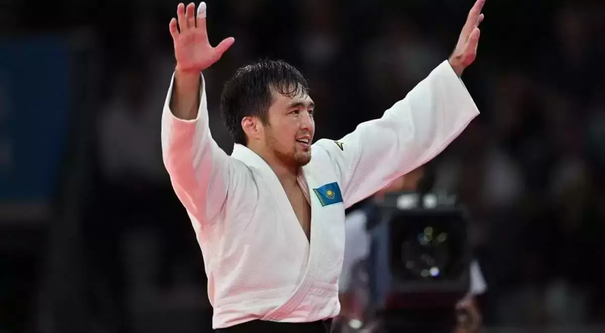 Олимпиада чемпионы Елдос Сметовке ота жасалды