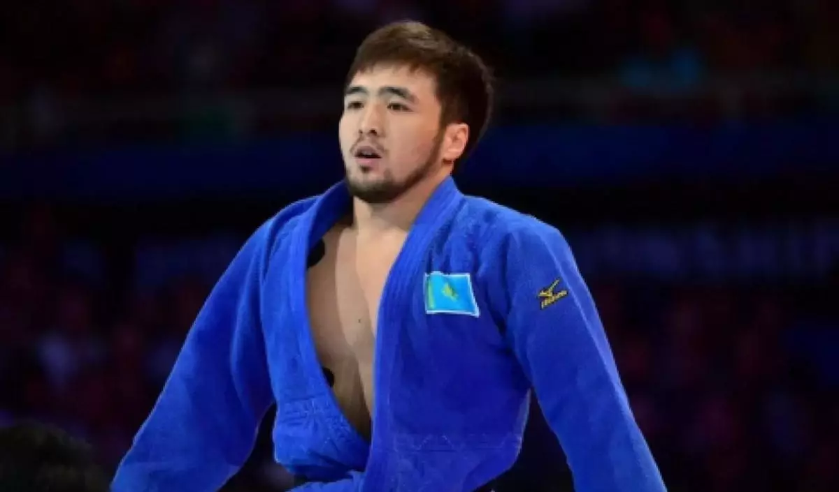 Олимпиада чемпион Елдос Сметовке ота жасалды