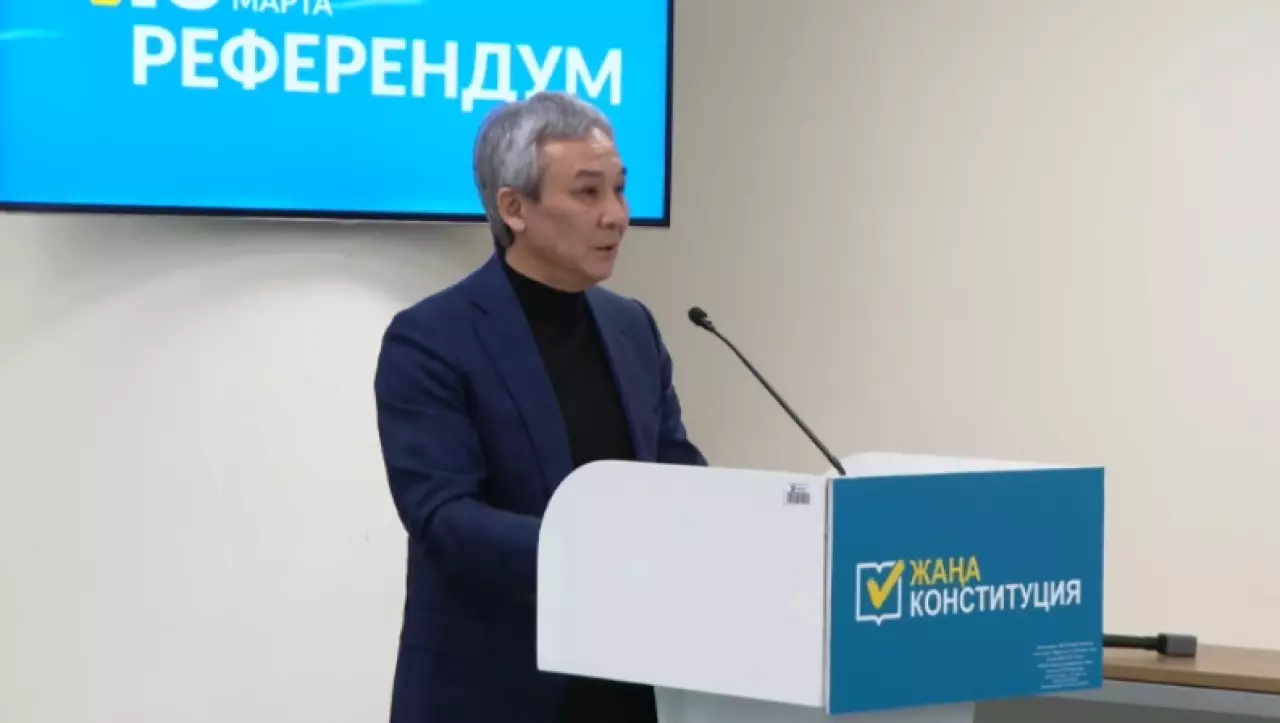 Проект новой Конституции разъяснили сотрудникам «Барыс Арены»