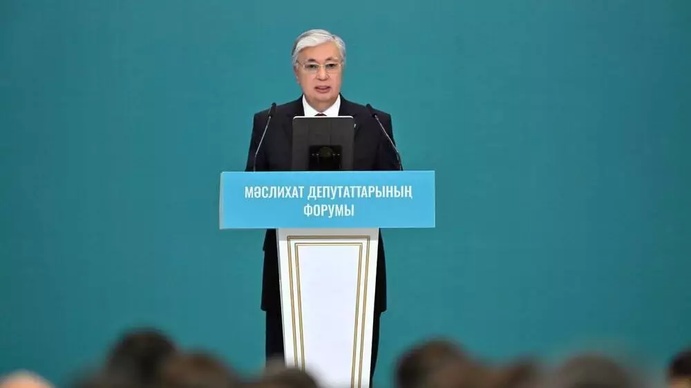 Президент: "Жаңа Конституцияның жобасы ортақ Отанымыз – Қазақстан Республикасының жарқын келешегіне берік әрі мызғымас іргетасы болады" 