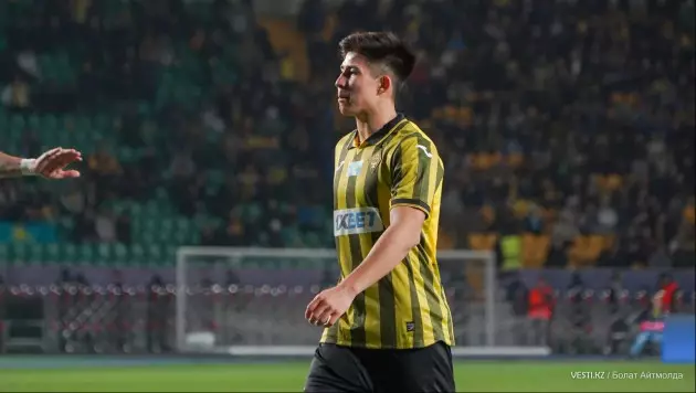 "Челси" Сатпаева решил отдать форварда в другой клуб