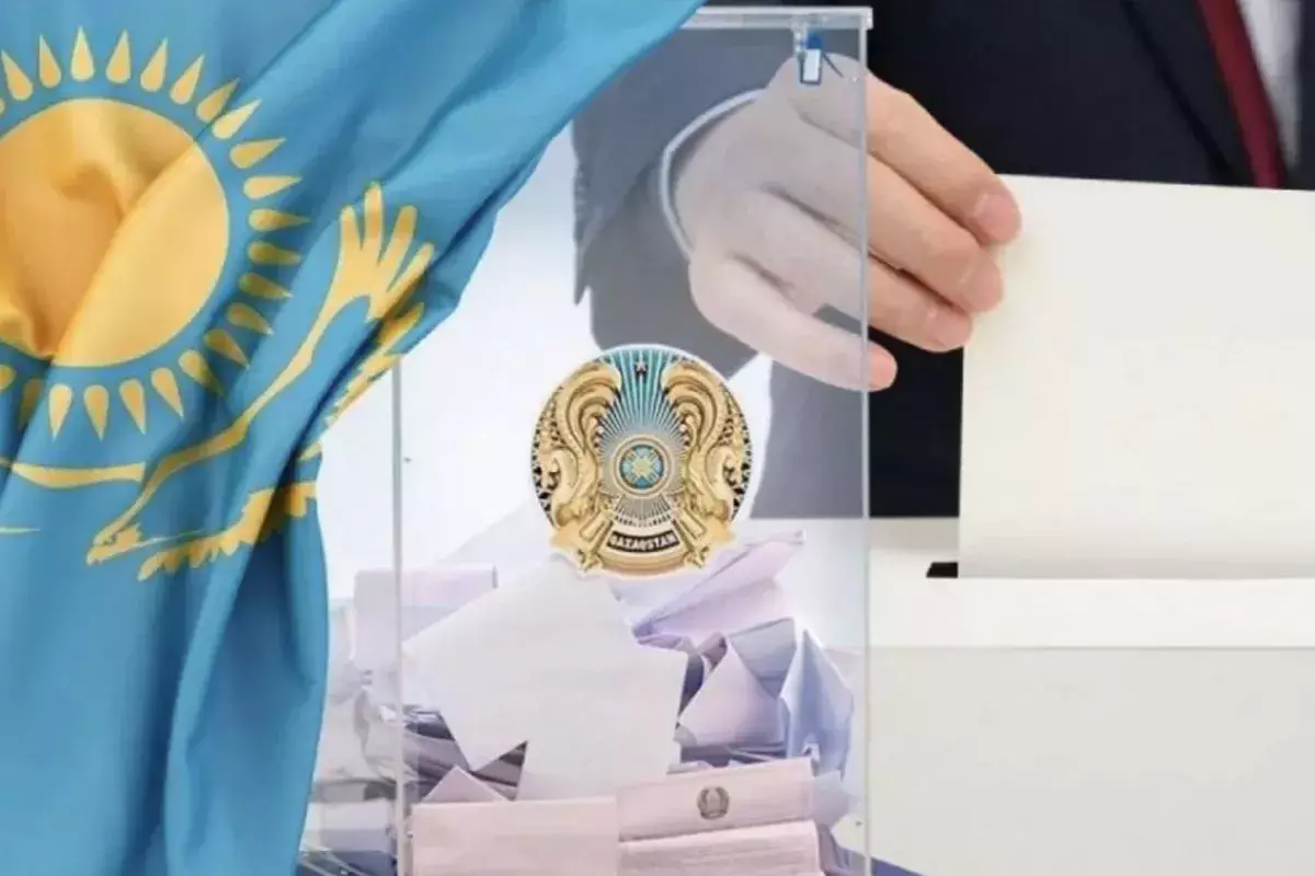Казахстан приостановил работу 11 зарубежных избирательных участков перед референдумом.