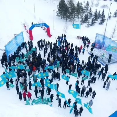 В Астане около 2 тысяч человек приняли участие в забеге в поддержку новой Конституции