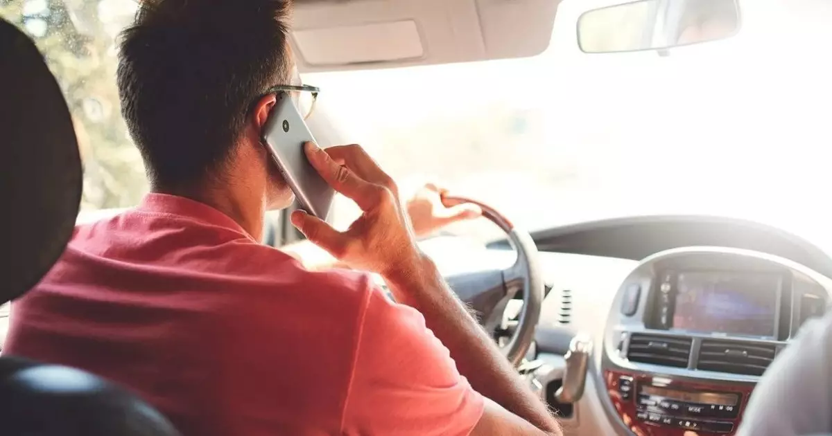  Алматыда камералар рөлде телефон ұстап отырған жүргізушілерді тіркей бастады 