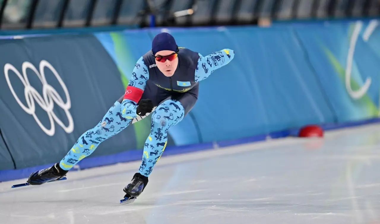 Казахстанский конькобежец выиграл турнир в Нидерландах