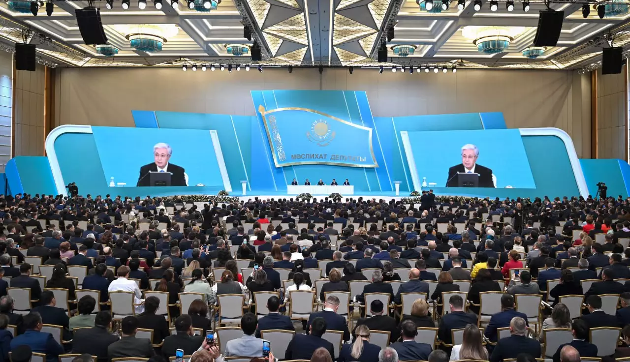 Токаев представил планы масштабного промышленного и экономического развития Казахстана до 2026 года.