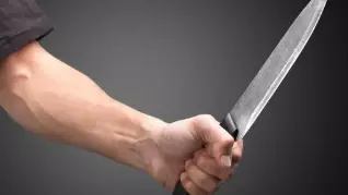 Астанада пышақ ұстаған ер адам тұрғындарды шошытты