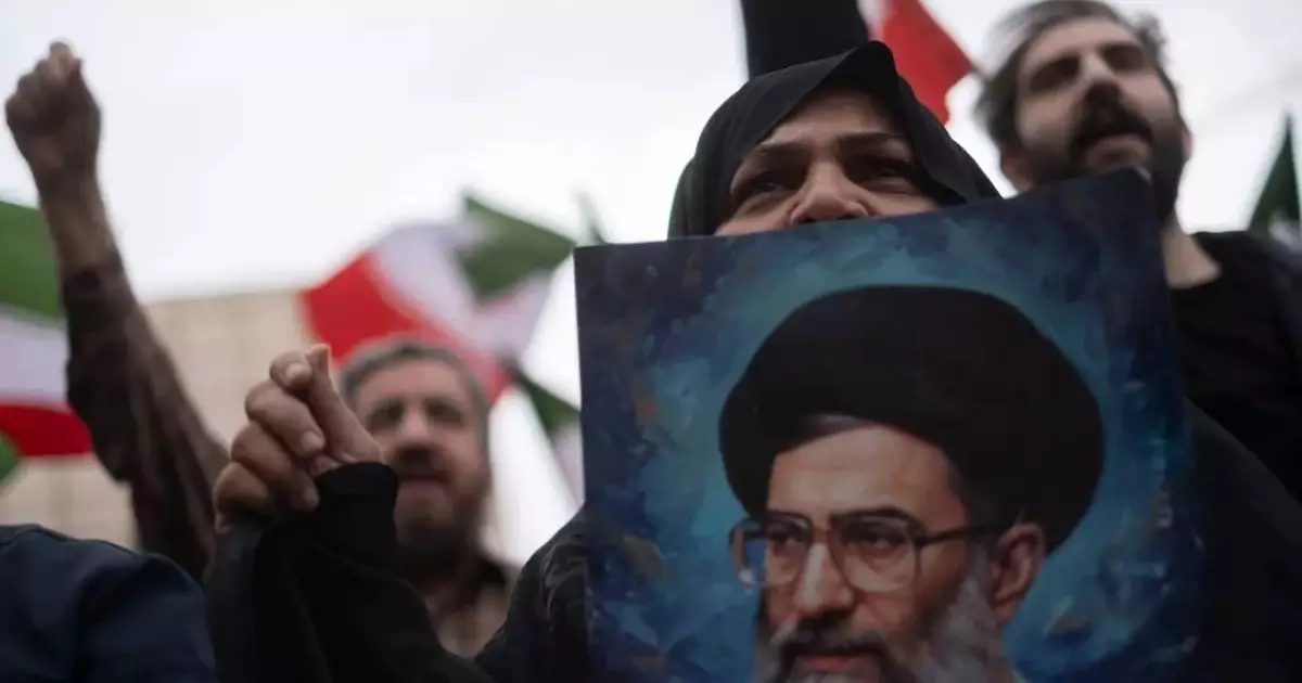  Әли Хаменейдің әйелі АҚШ пен Израиль шабуылынан аман қалған 