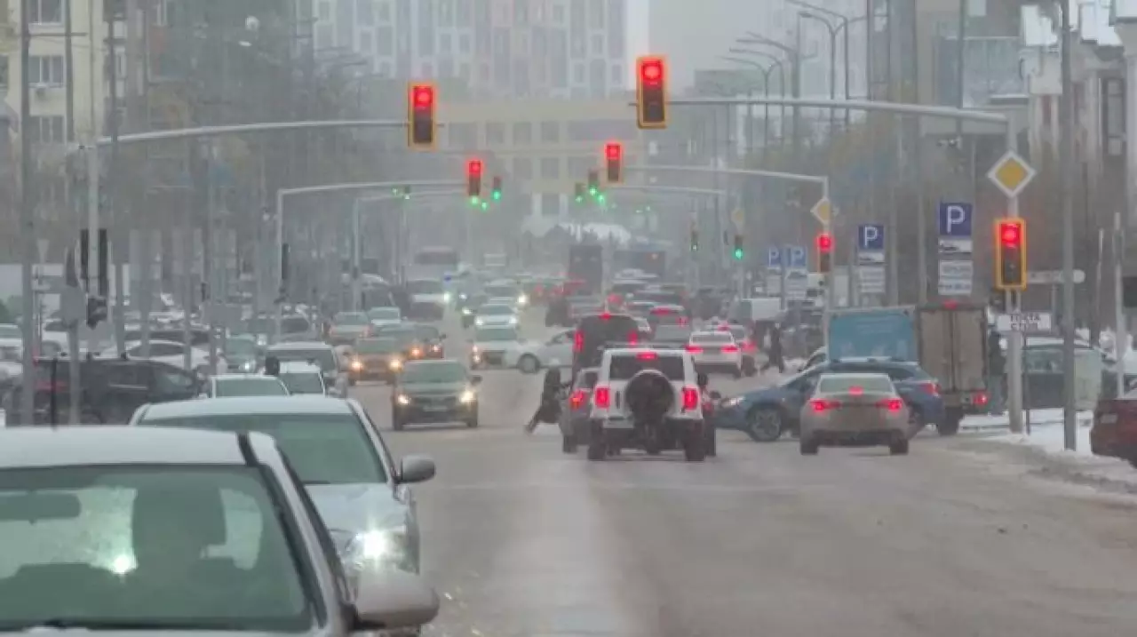 Социальную помощь в Казахстане переводят в цифровой формат