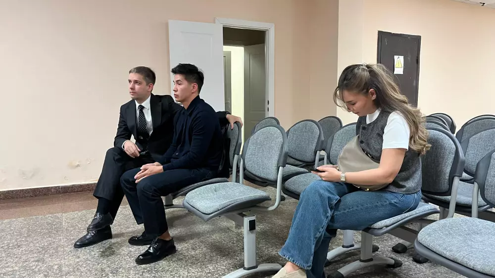 Жанәбіловтер сотқа келді