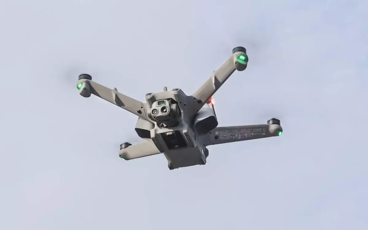 Полиция показала, как с помощью дронов ловит нарушителей на трассах Казахстана