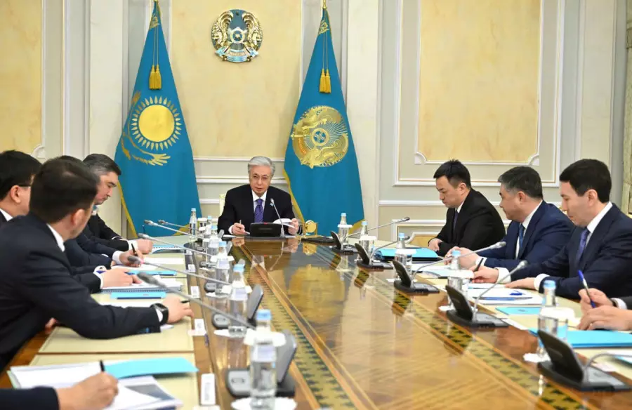 “Созбалаңға салып, орындамай отыр“. Президент ірі банктерге қатысты сыни пікір білдірді