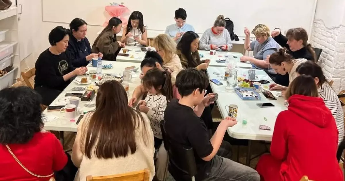  Qazaq Nomad Прагада киіз үйді таныстырды 