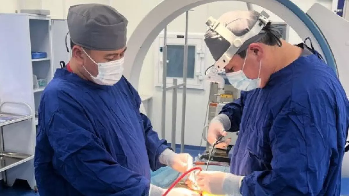 Шымкентте 35 күн комада жатқан ер адам есін жиды