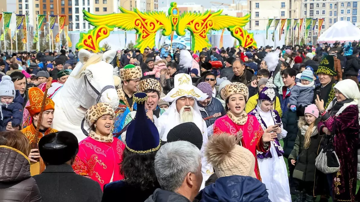 Наурыз: Көктем мерекесінің мифтері мен аңыздары