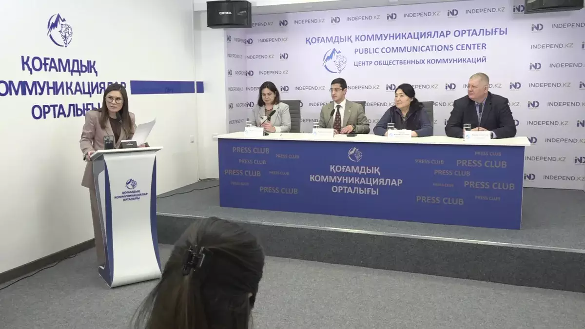 Референдум: Тәуелсіз байқаушылардың ақпараттық штабы дайындығын пысықтады