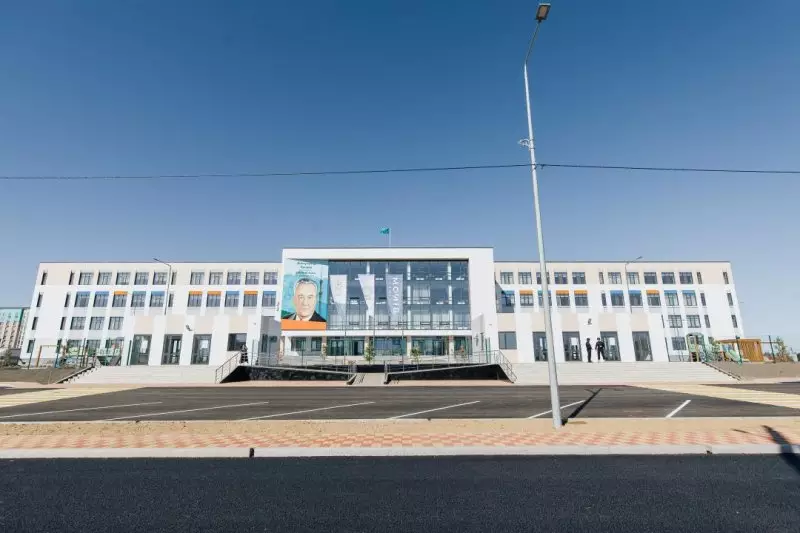 ЧП в школе Атырау: ученицу ранили ножом