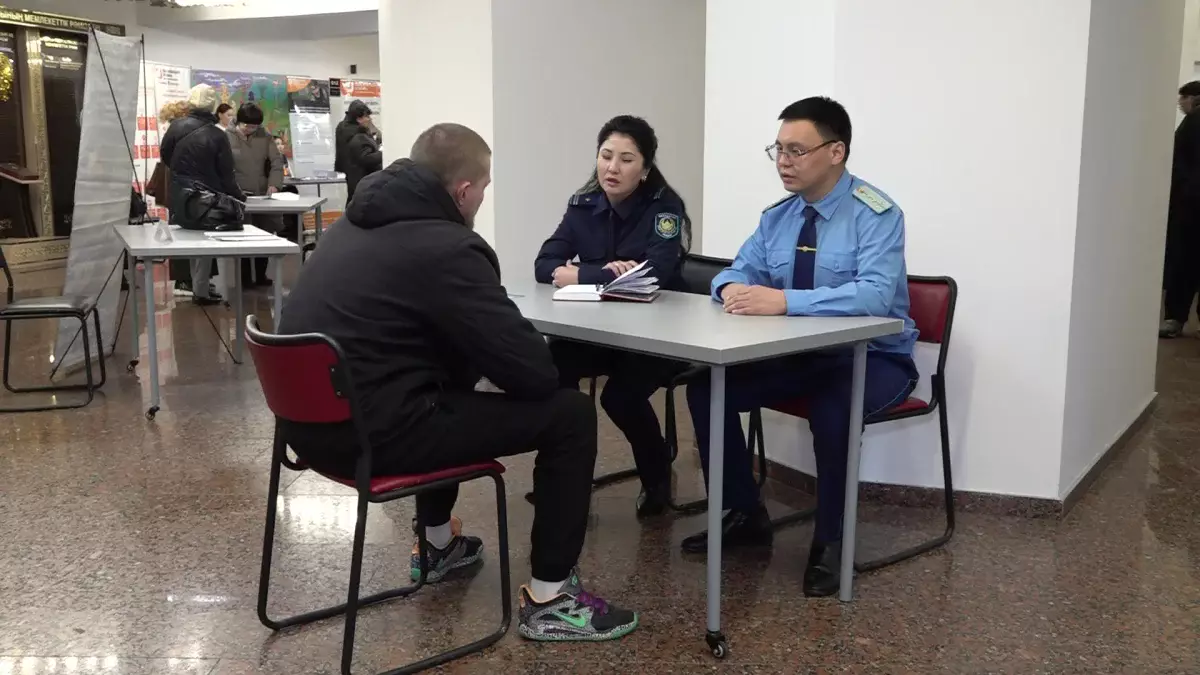 Алматыда пробация есебінде тұрған жандарға арналған «бос жұмыс орындары» жәрмеңкесі өтті