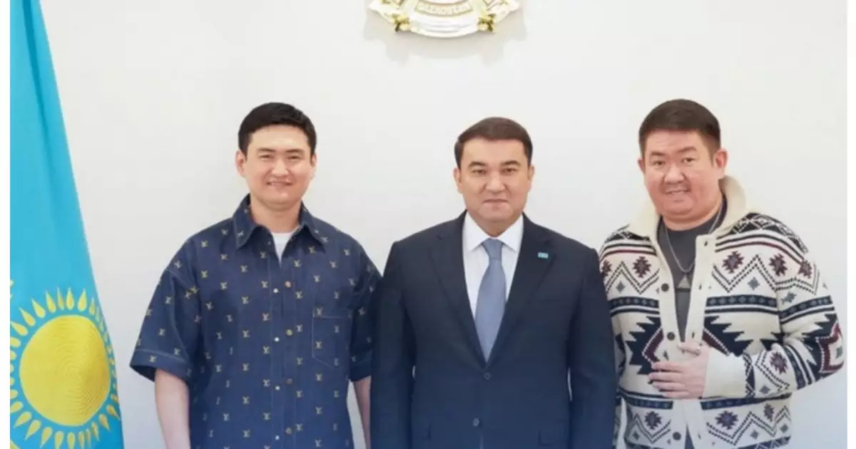  `Жобаларға қолдау көрсетуге дайынбыз`: Төреғали Төреәлі Түркістан облысының әкімімен кездесті 