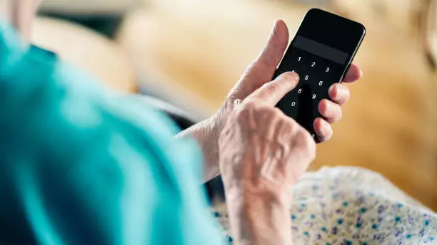 Пенсионерку едва не обокрали на 10 млн тенге в Восточном Казахстане