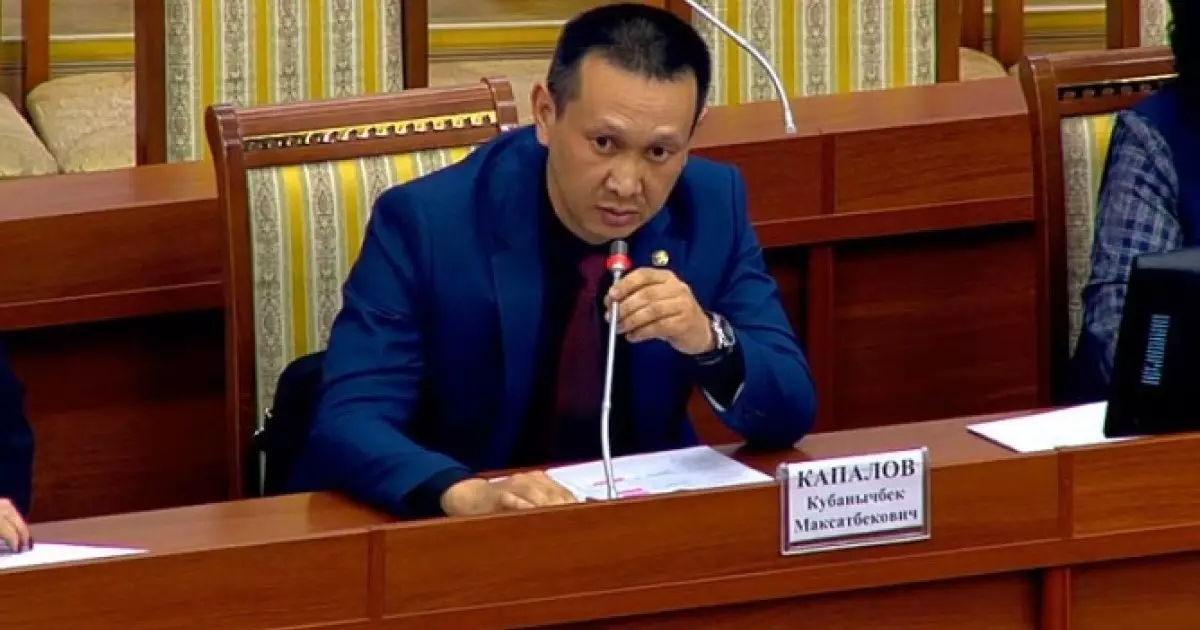  Бішкекте жоғары лауазымды шенеунік көлікте өлі күйінде табылды 