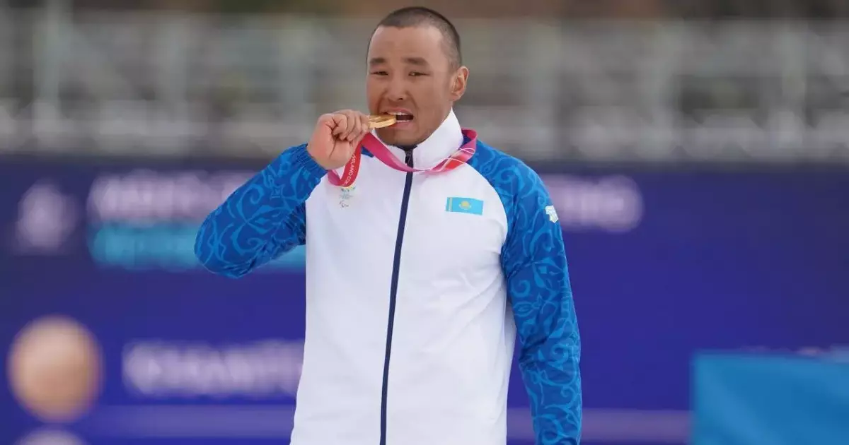   Белгілі кәсіпкер Паралимпиада чемпионы Ербол Хамитовке автокөлік сыйлады   