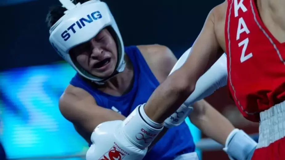 Казахстанец Утебеков деклассировал соперника и пробился в финал Futures Cup