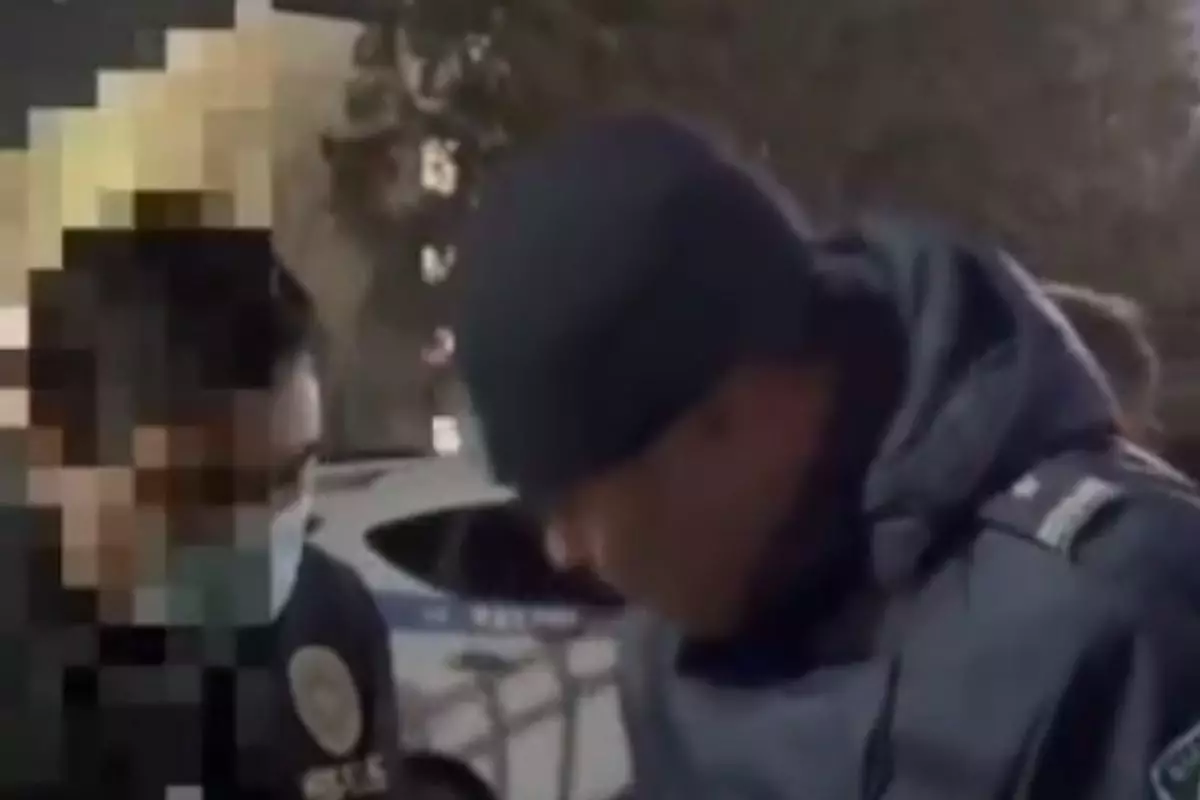 Попался на взятке и попытался скрыться: полицейского оштрафовали в Туркестанской области