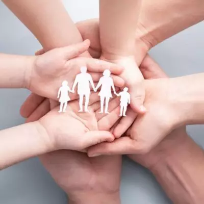 Более 112 млрд тенге выплачено в 2026 году казахстанцам в виде пособий и выплат на рождение и по уходу за ребенком