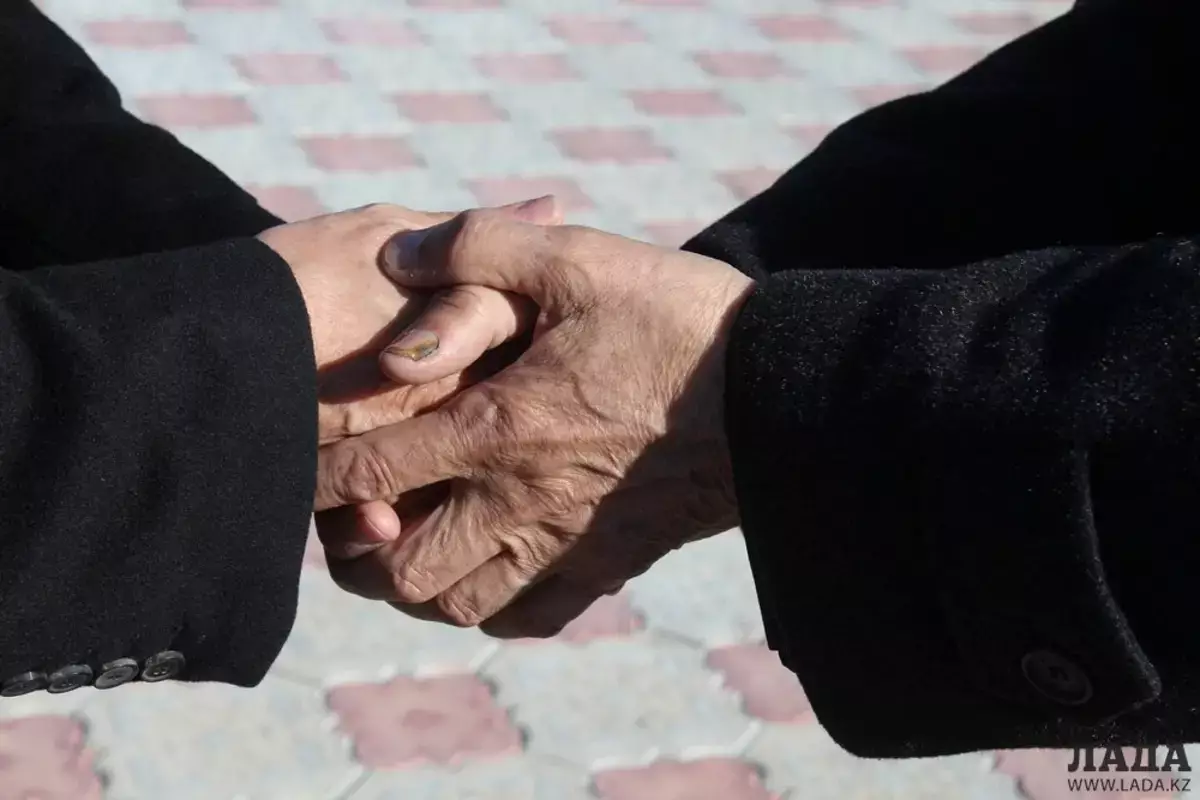 Как и почему в Казахстане отмечают древний праздник Көрісу күні - новости на Lada.kz 14.03.2026