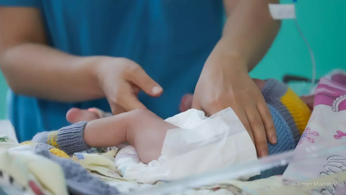 11 тысяч детей появились на свет благодаря программе «Аңсаған сәби»