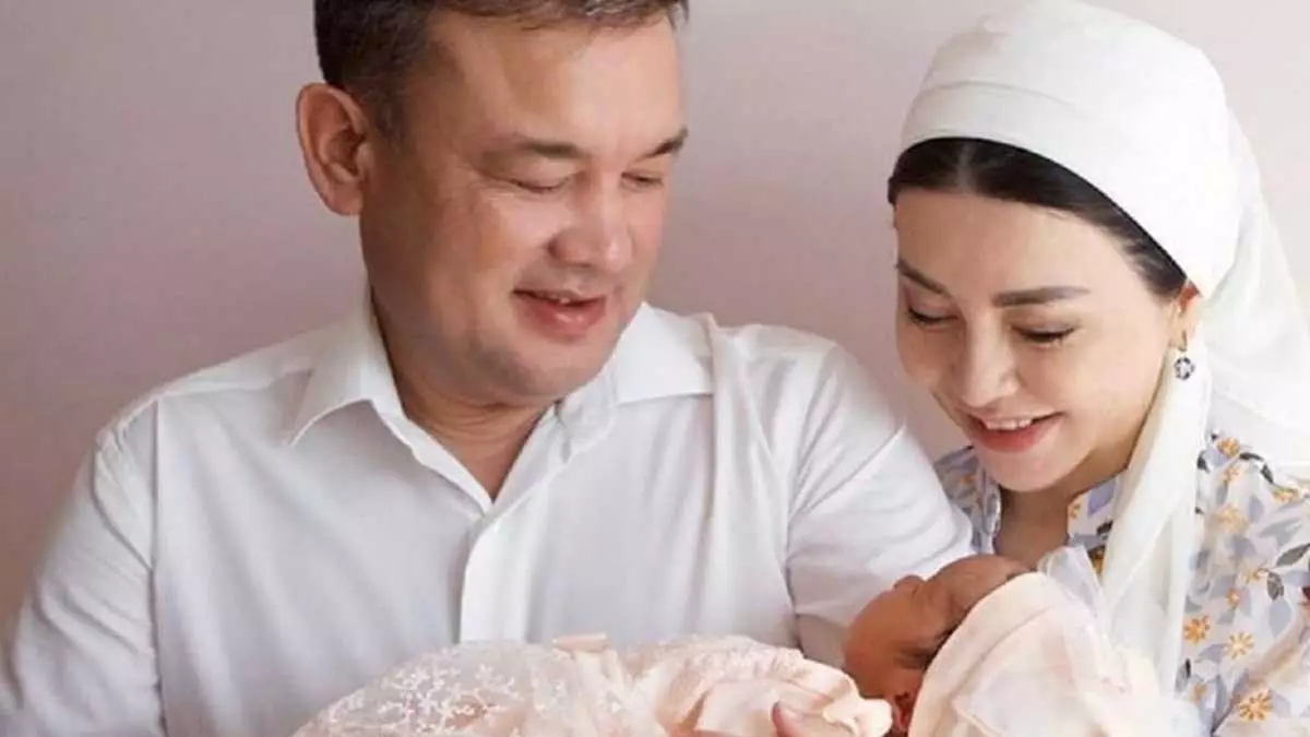 "Жеті жыл күттім": Тамара Асар сәби дүниеге келгенін айтып, сүйінші сұрады (ВИДЕО)