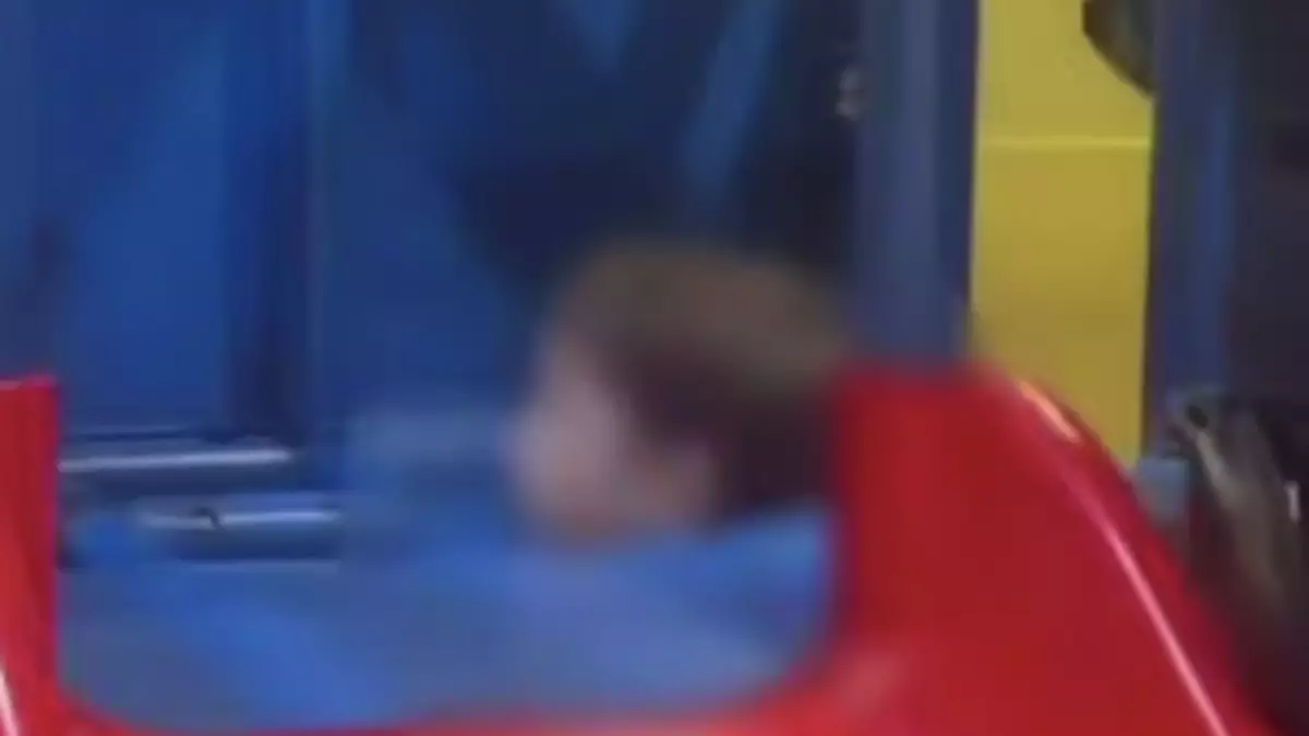 Голова ребенка оказала в игровом «капкане» в Астане