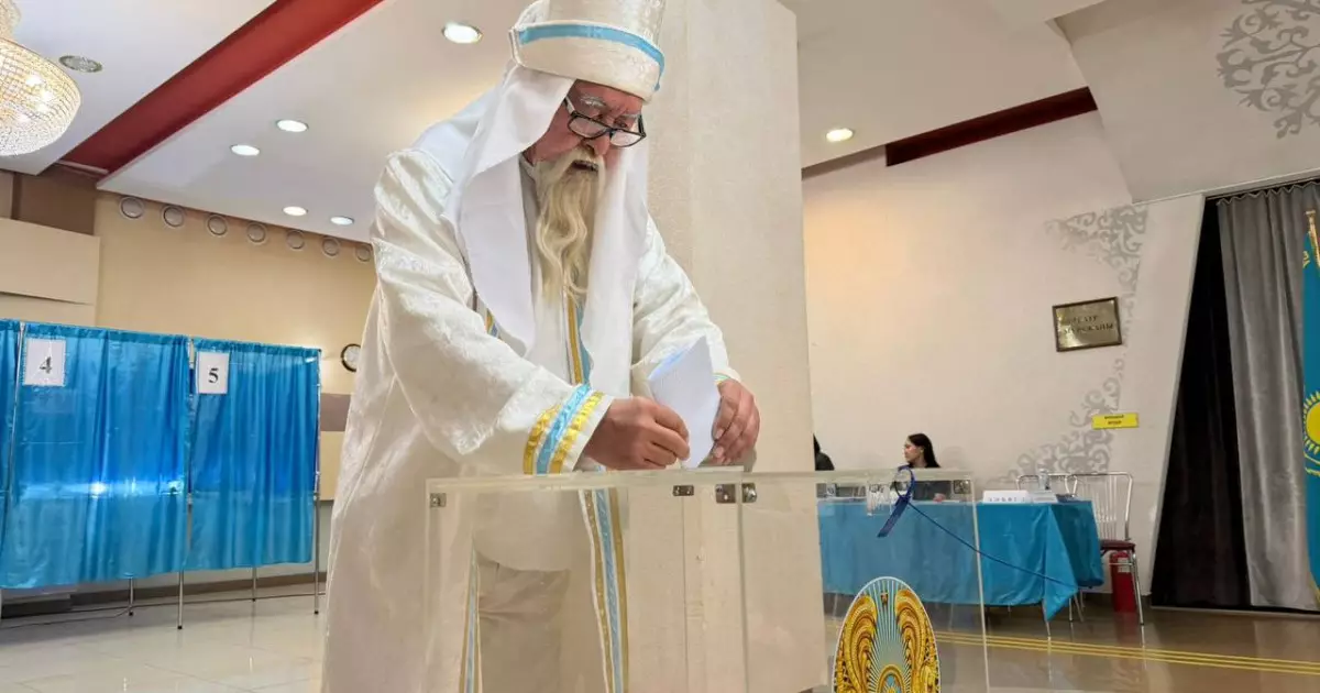   Қостанайдағы референдум учаскесінде Қыдыр ата дауыс берді   