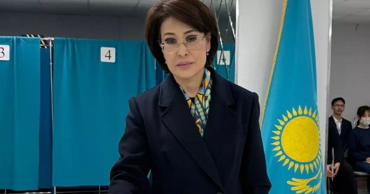  Ақмарал Әлназарова референдумда дауыс берді 