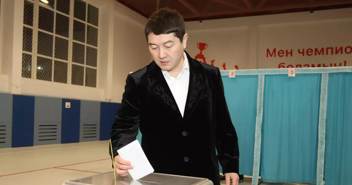  Маңғыстау облысының әкімі референдумда дауыс берді 