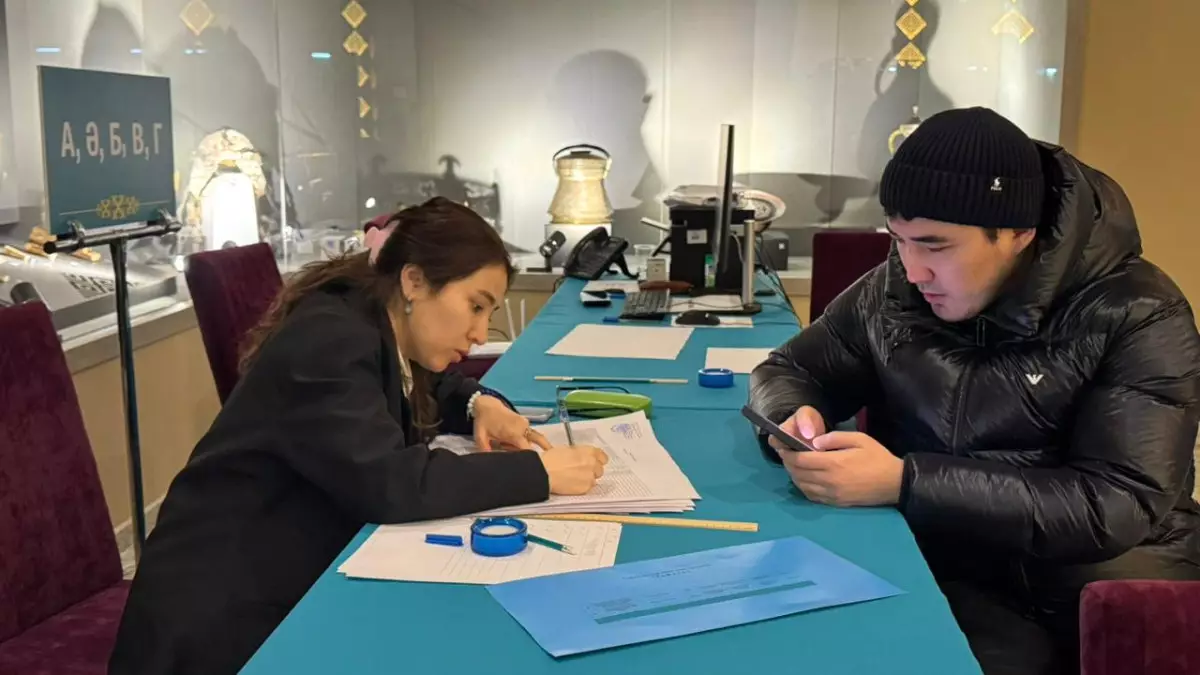 №300 учаскеде 100-ге жуық адам дауыс беріп үлгерді