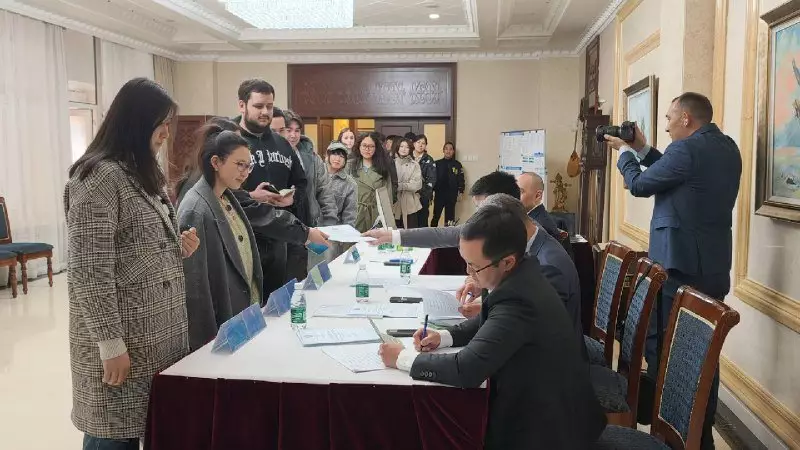 Скоро начнут в странах Европы: как казахстанцы голосуют за границей