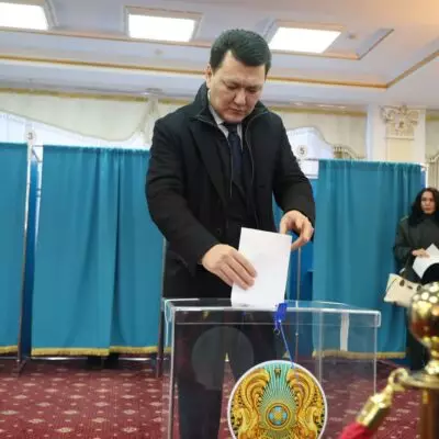 Казахстанцы решают, каким будет будущее страны — Ерлан Карин