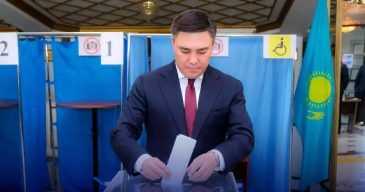  Қоғам референдум арқылы мемлекеттік шешімдерді қабылдауға қатысады – Ғабит Сыздықбеков 