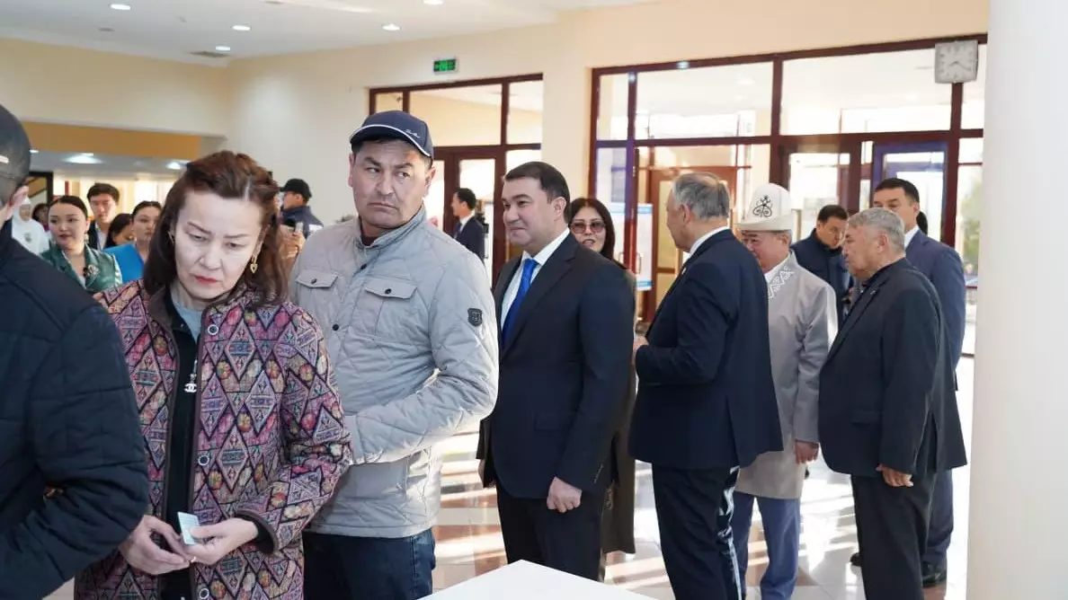 Активно участвуют в референдуме: Как голосуют жители регионов